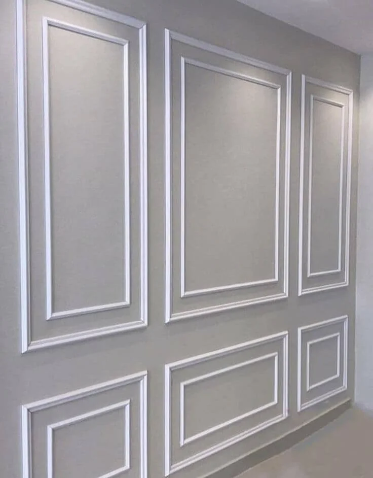Minimal wall moulding strips installation