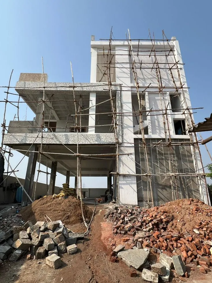 New house construction and finishing work in Karachi