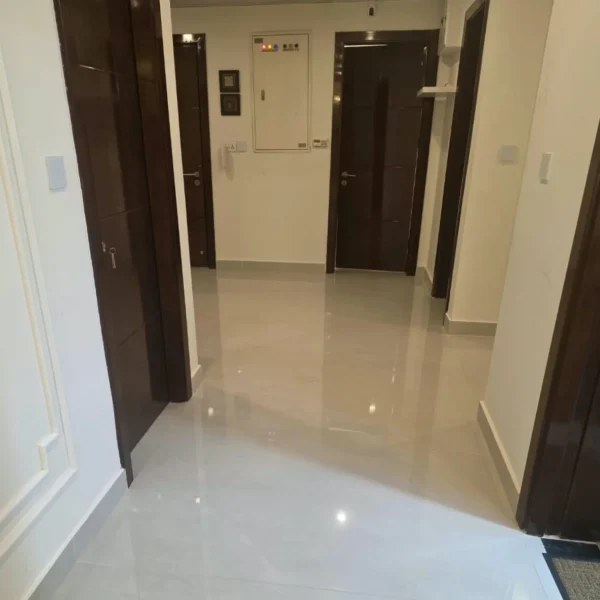 identity-interior-reef-tower-2-apartment-entrance-hallway