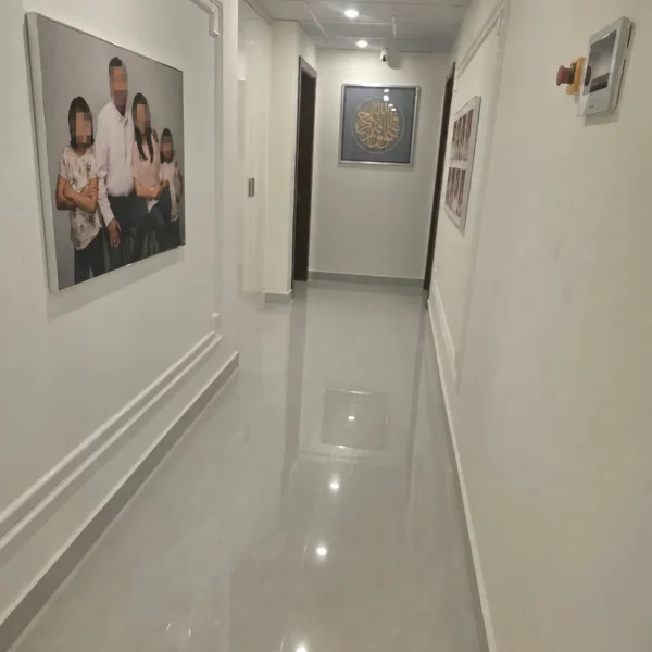 reef-tower-2-decorative-hallway-design
